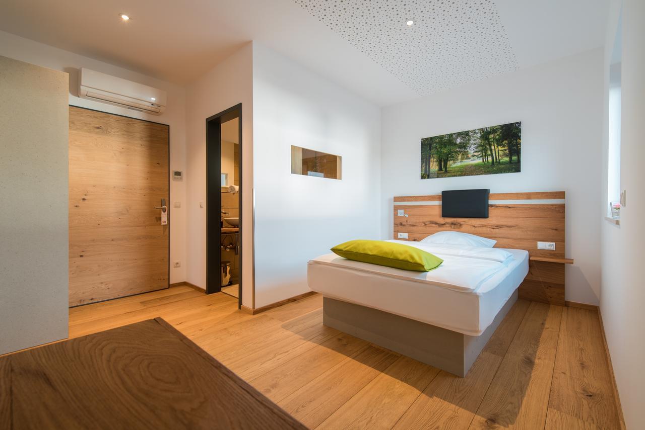 Aparthotel Nah Dran Dingolfing Ngoại thất bức ảnh